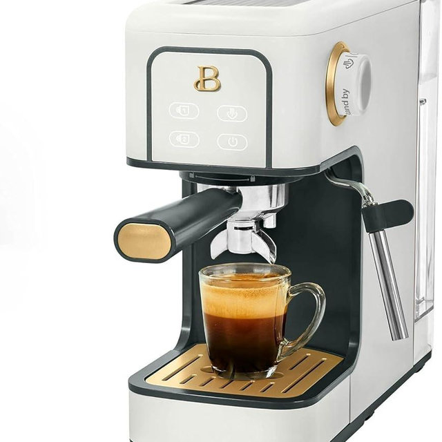 Beautiffull Slim Espresso Maker with 20 Bar Pressure by Drew Barrymore (White Icing)