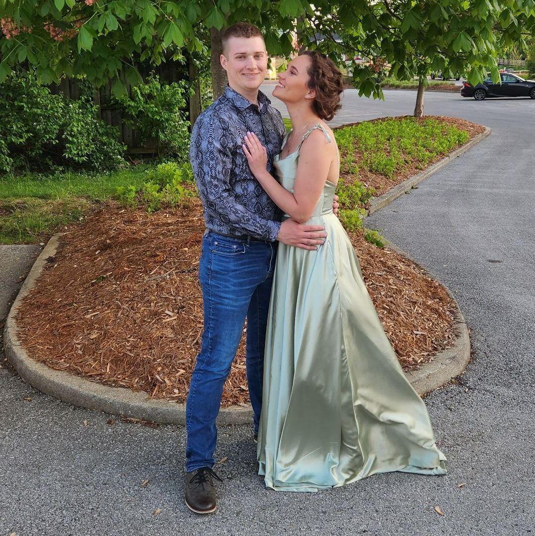 The Wedding Website of Sarah Fandel and Aaron Fishburn