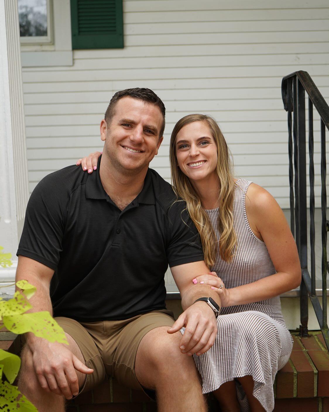 The Wedding Website of Kelly Barney and Daniel Wright