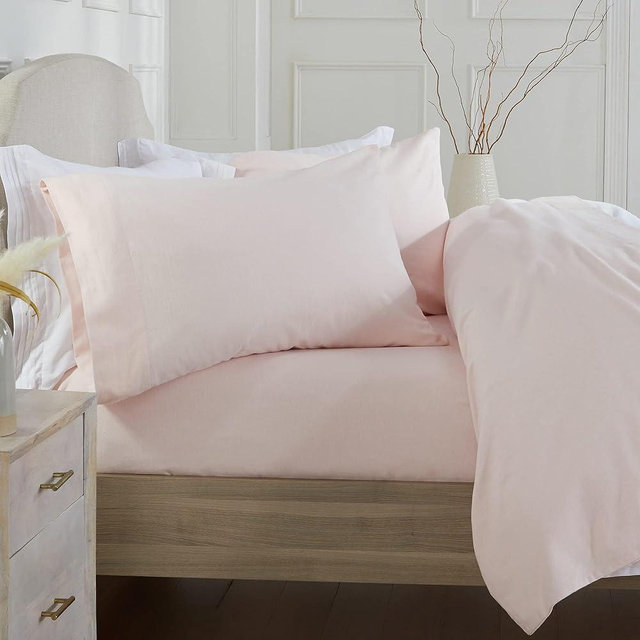 Market & Place 100% Turkish Cotton Flannel Sheet Set | 4 Piece Deep Pocket Solid Cozy Winter Bed Sheets | Double Brushed for Extra Softness & Comfort | Chalet Collection (Queen, Blush Pink)