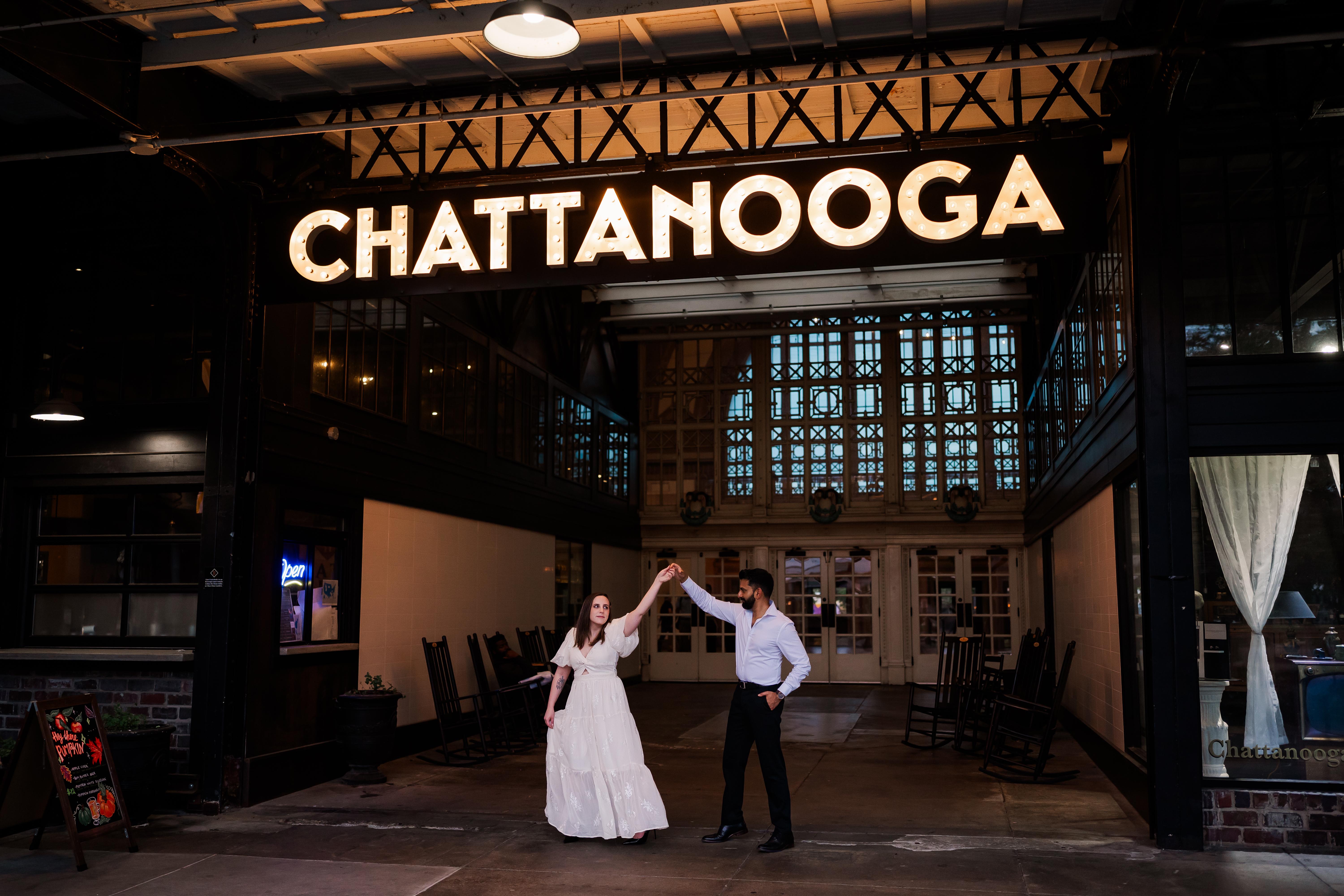 The Wedding Website of Amanda Waldron and Roshan Gamage