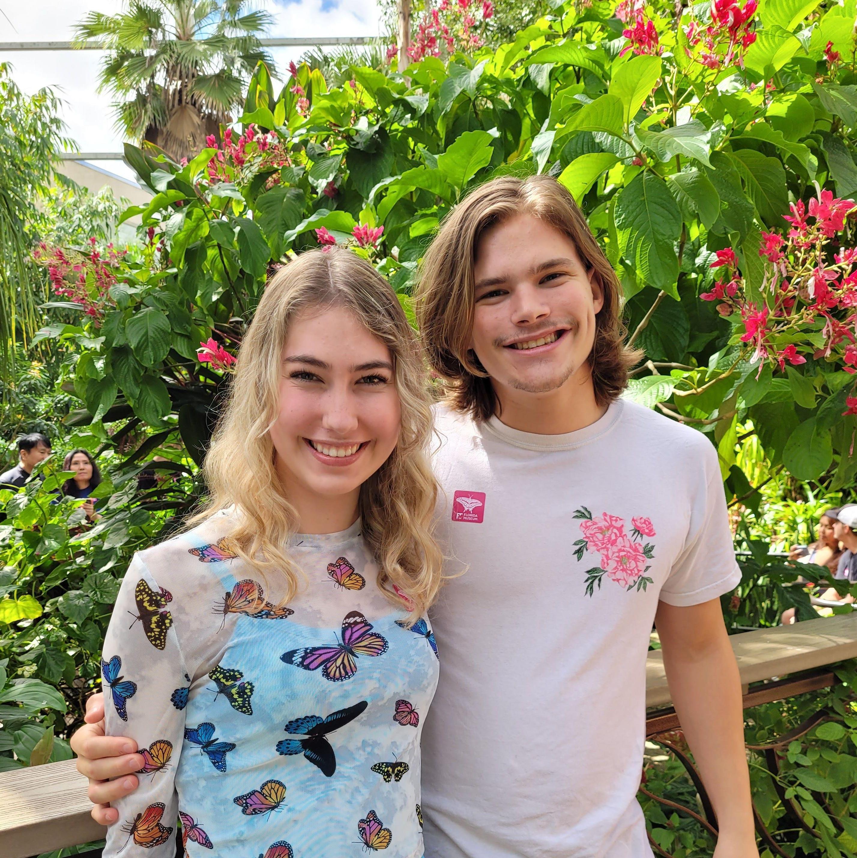 Saskia visits Joshua at UF for fall break! They saw a partial eclipse and a butterfly museum!