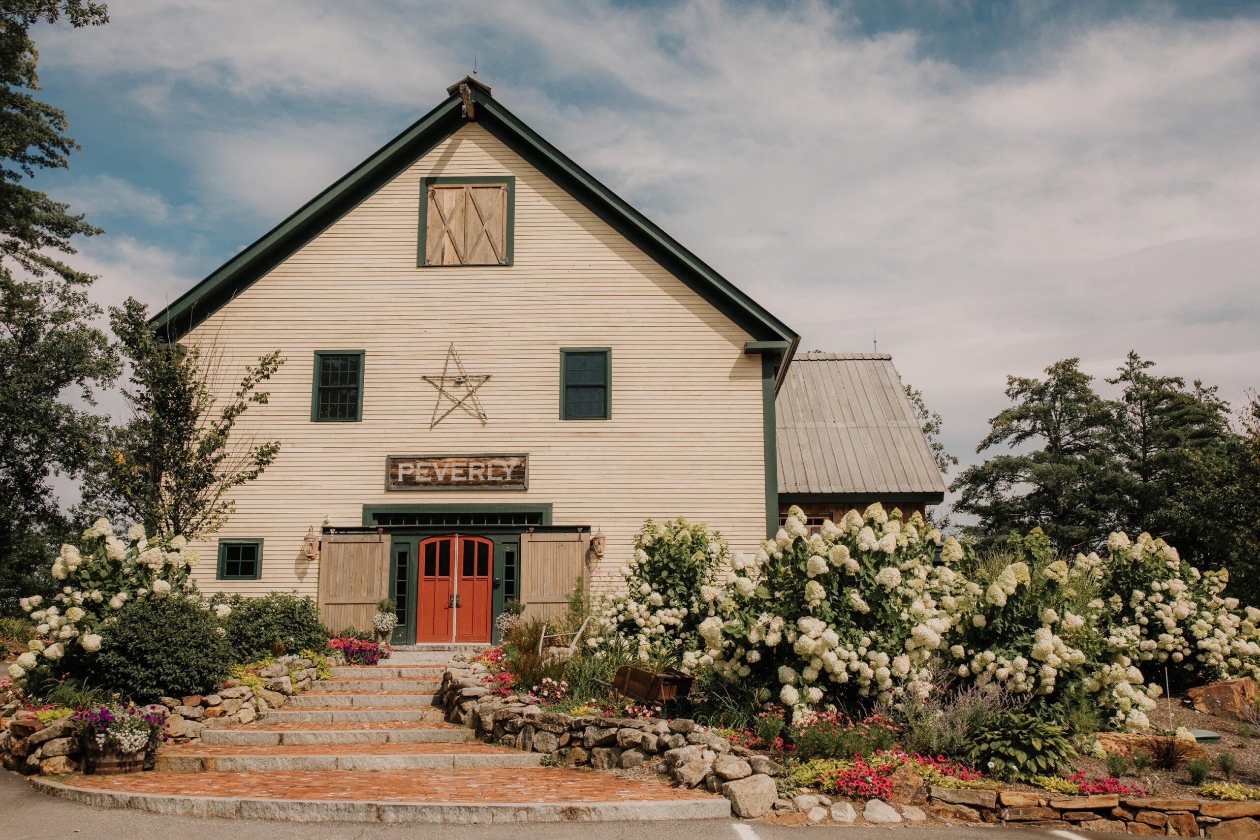 The Wedding Website of Sydney Dacey and Eddie Floyd