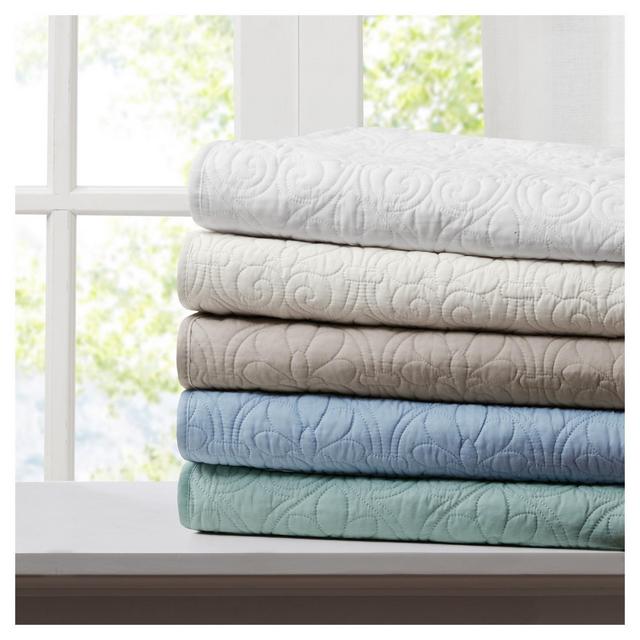 Khaki Mansfield Oversized Quilted Throw Blankets (60"x70")