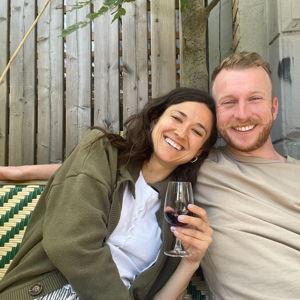 splitting a bottle of wine on a warm summer night