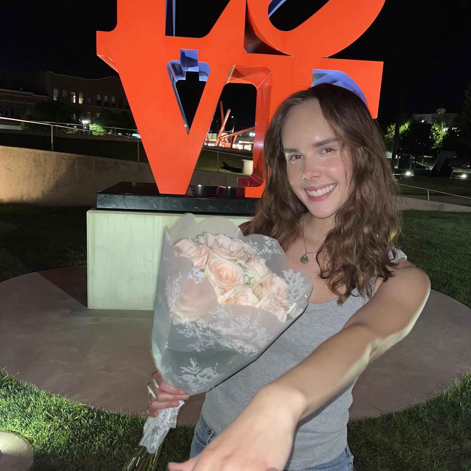 06.21 - Right after Avery said “yes!” ✨
The best feeling ever !!