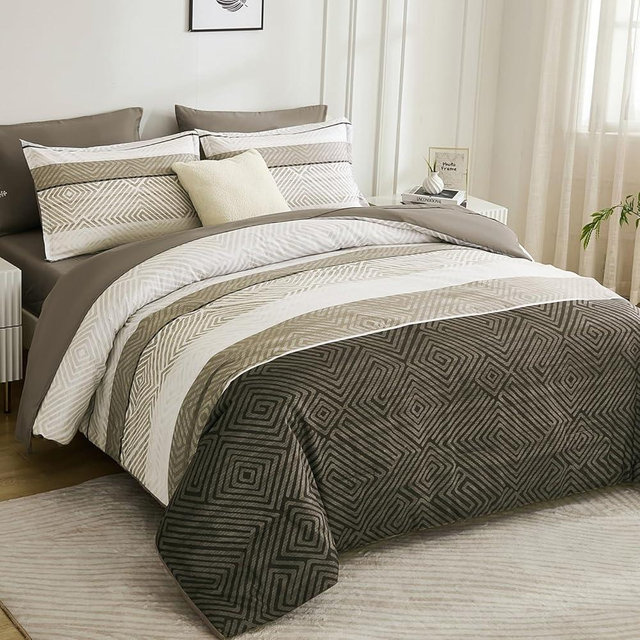 Drucon Comforter Set King Size 7 Piece Bed in a Bag Brown Striped Bedding Set Soft Microfiber Comforter and Sheet Set for All Season (King, 104"x90")