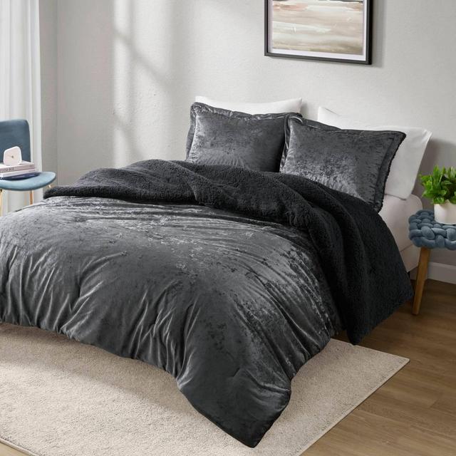 Intelligent Design Full/Queen Arabella Crushed Velvet Faux Shearling Reversible Comforter Set Black: Hypoallergenic Bedding for Teens