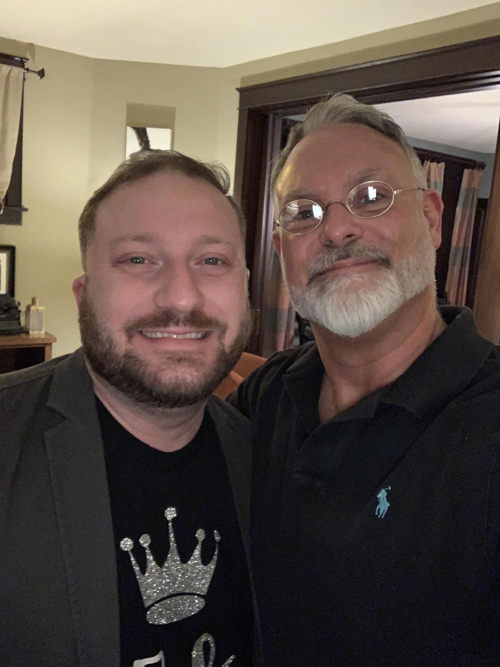 Justin M. Laffoon and Craig J. Cox's Wedding Website, image size:1000x1333