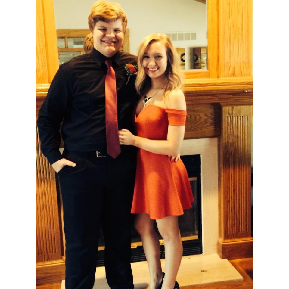 Freshman year sadies with pals