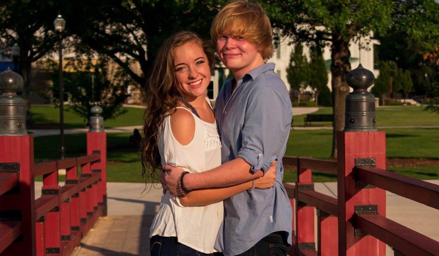 The Wedding Website of Jessica Swaim and Gage Campbell