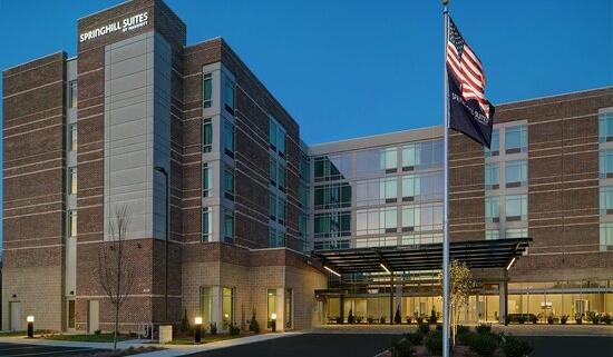 The Wedding Website of Benton Palermo and Bailey Lawson