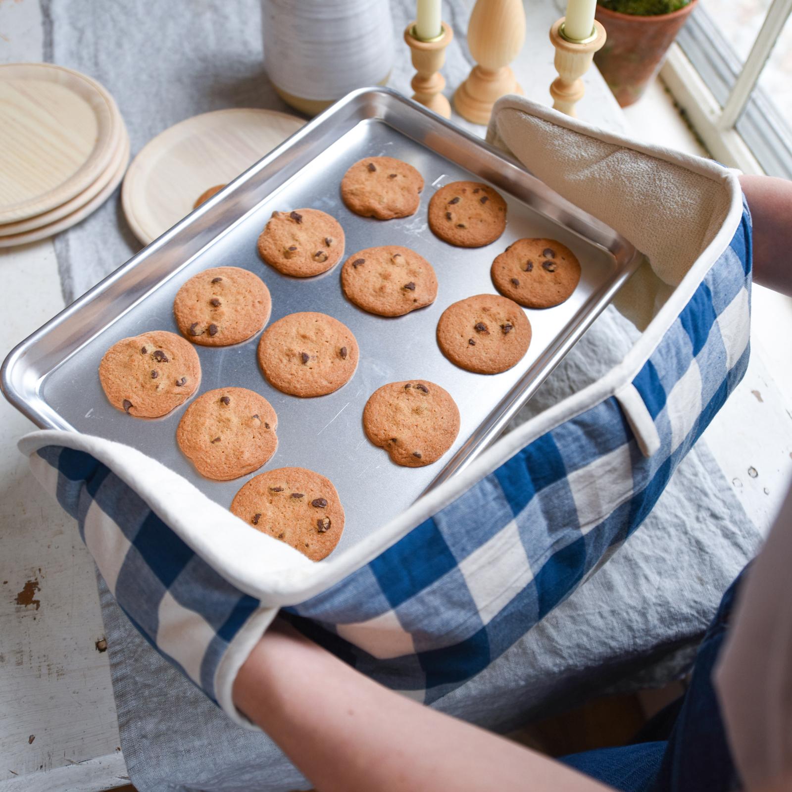 Farmhouse Pottery Double Oven Mitt - Farmer's Gingham