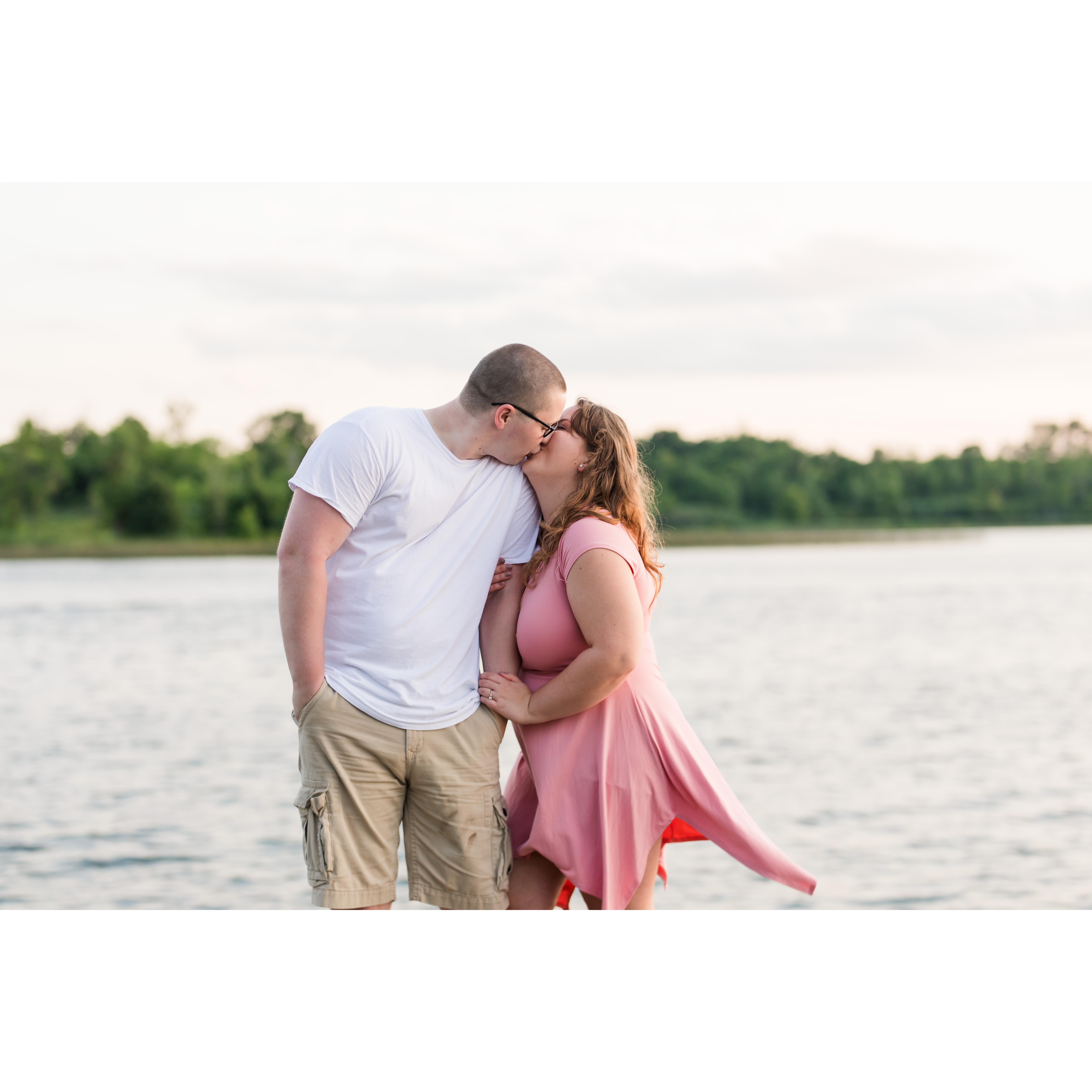 Engagement pictures! pc: Amber Langerud Photography