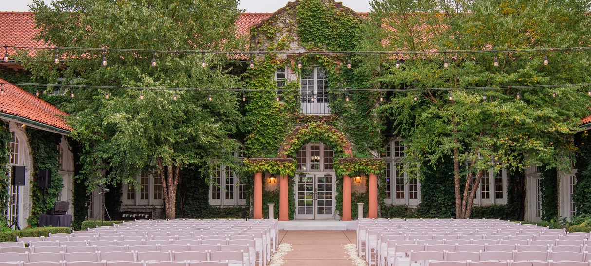 The Wedding Website of Kylen Schmitz and Rob Boyer