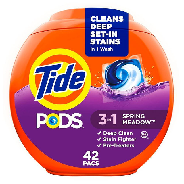 Tide PODS Laundry Detergent Pacs, 3-in-1 Stain Remover, Odor Fighter, Color Protector, 42 Count, HE compatible, Spring Meadow Scent (Packaging May Vary)