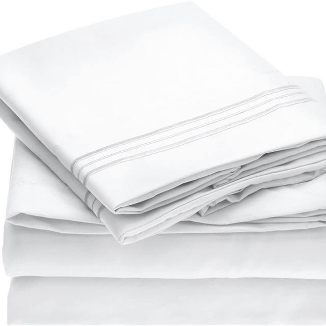 Mellanni King Size Sheet Set - Hotel Luxury 1800 Bedding Sheets Pillowcases - Extra Soft Cooling Bed Sheets - Deep Pocket up to 16" Mattress - Wrinkle, Fade, Stain Resistant - 4 Piece (King, White)