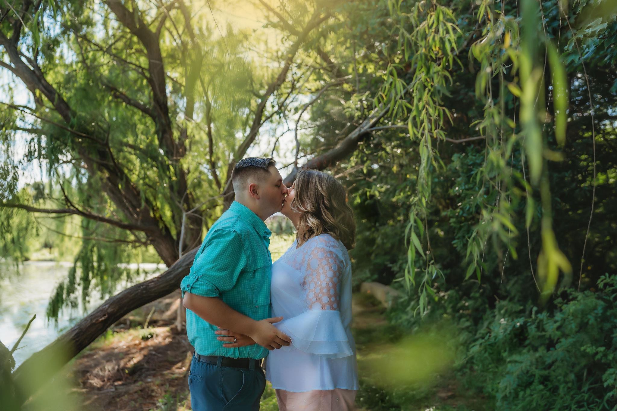 The Wedding Website of Chelsey Griffin and Draven Green