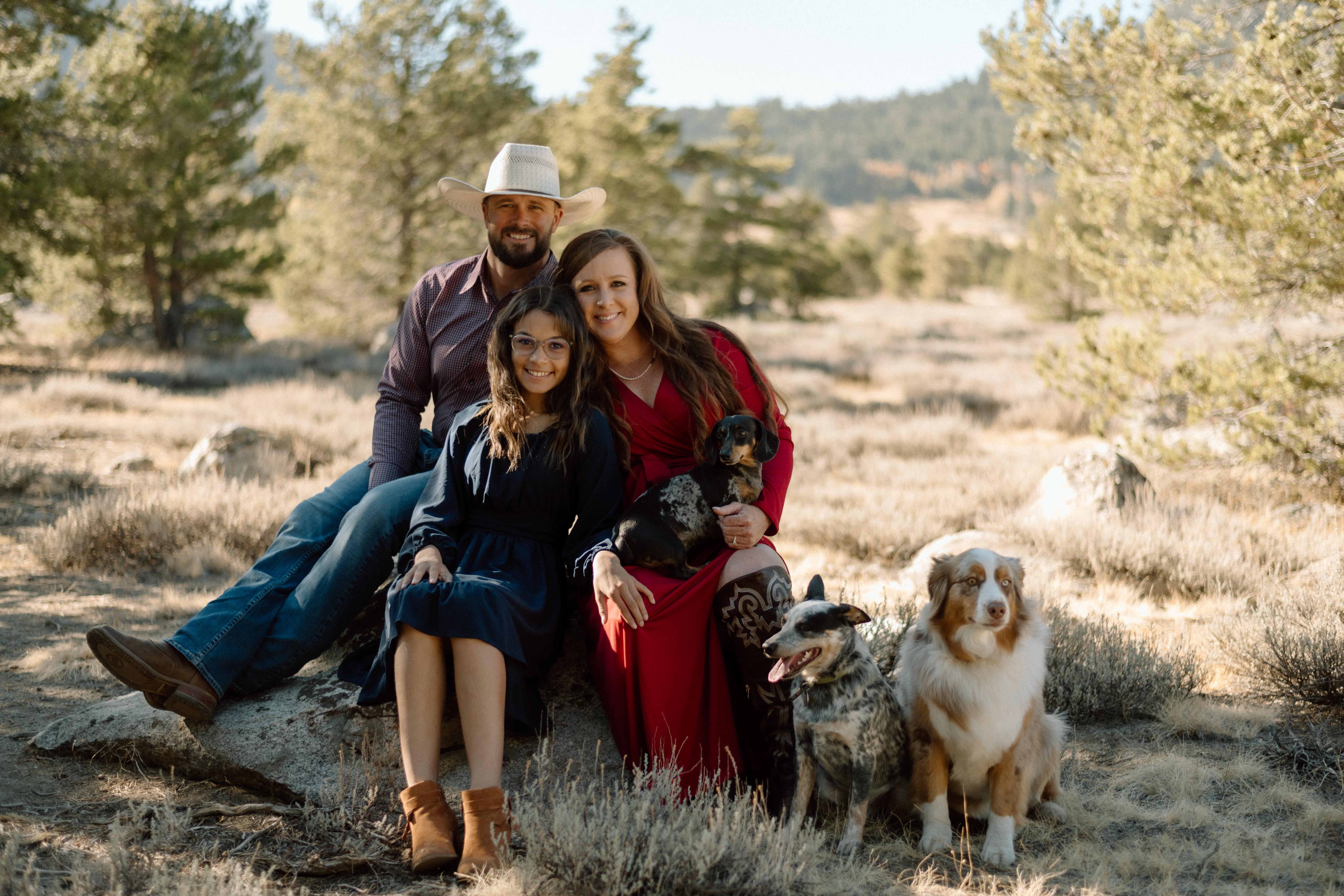 The Wedding Website of Jennifer Marriott and Kyle Garrett