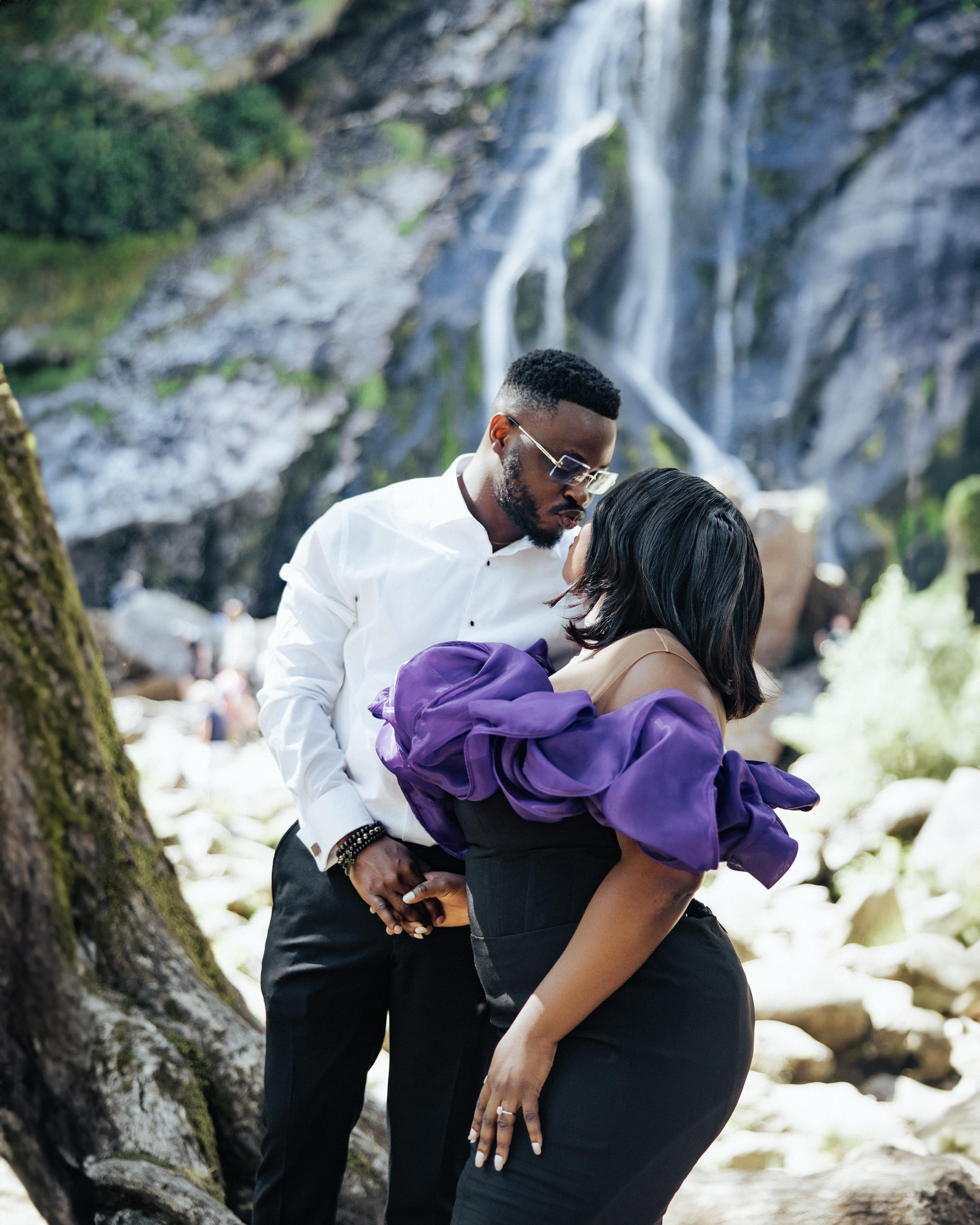 The Wedding Website of Victor Oyeku and Adebukola Ogunleye