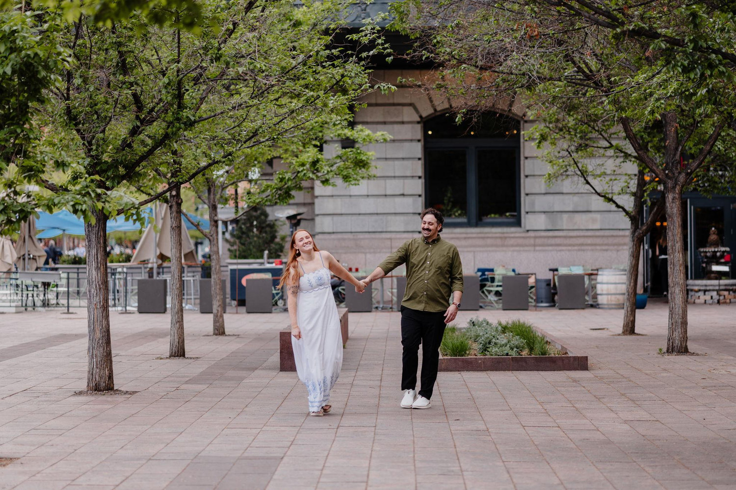 The Wedding Website of Jessie Thomas and Devon Roberts
