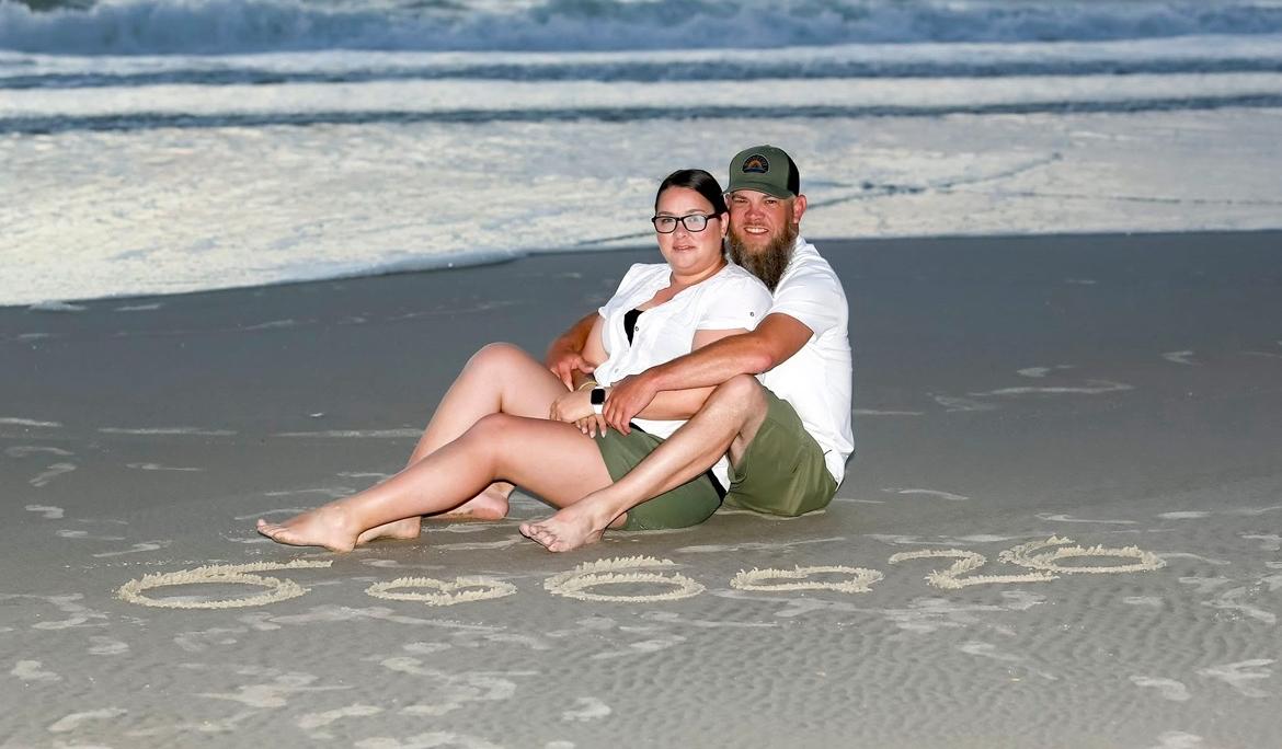 The Wedding Website of Lindsay Delisle and Chris Littlefield