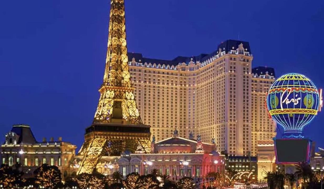 The Wedding Website of Brooke Erwin and Dave Houseal