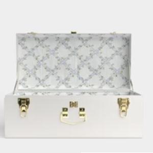 Petite Keep Bridal Trunk