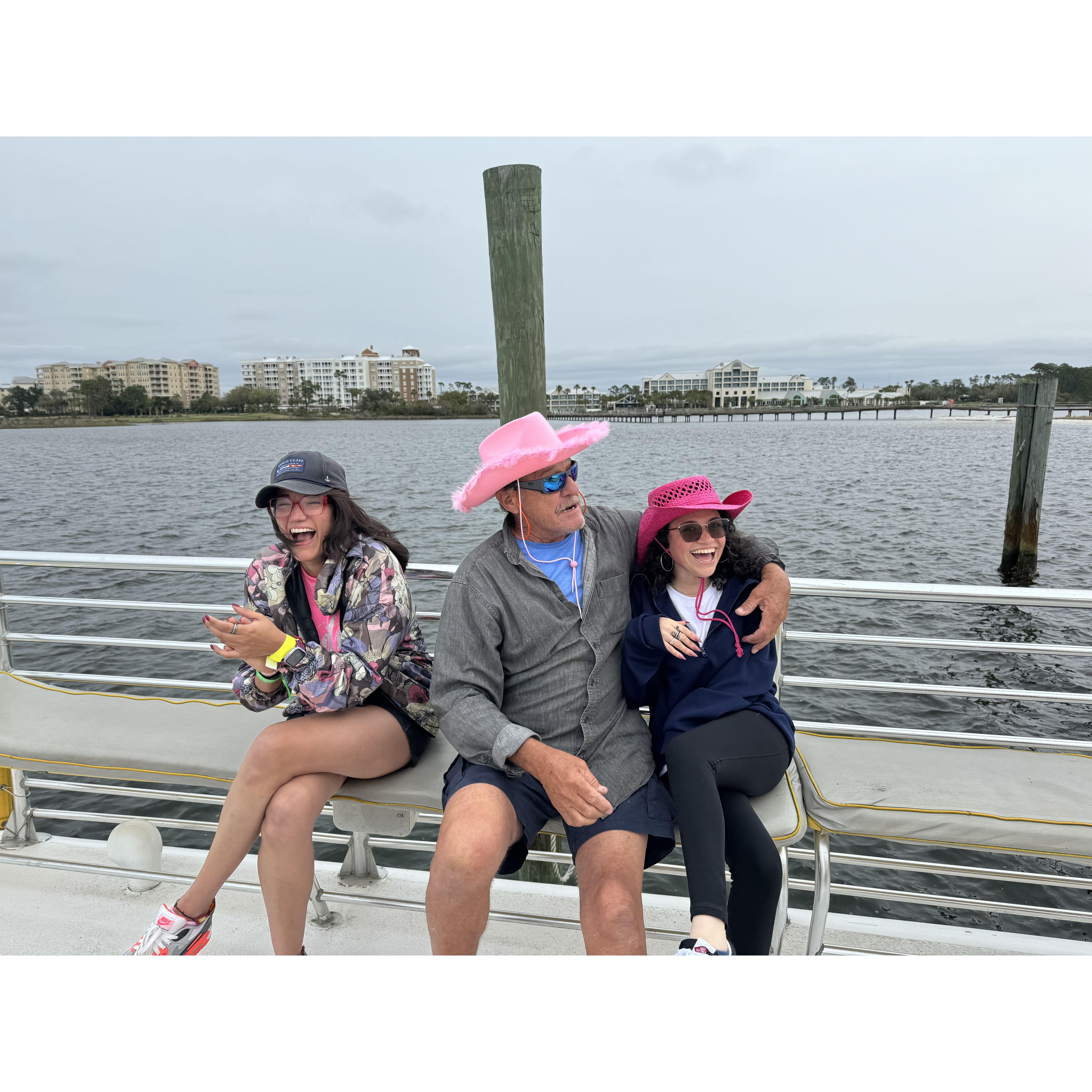 Bachelorette- Andrea, Captain and Maria