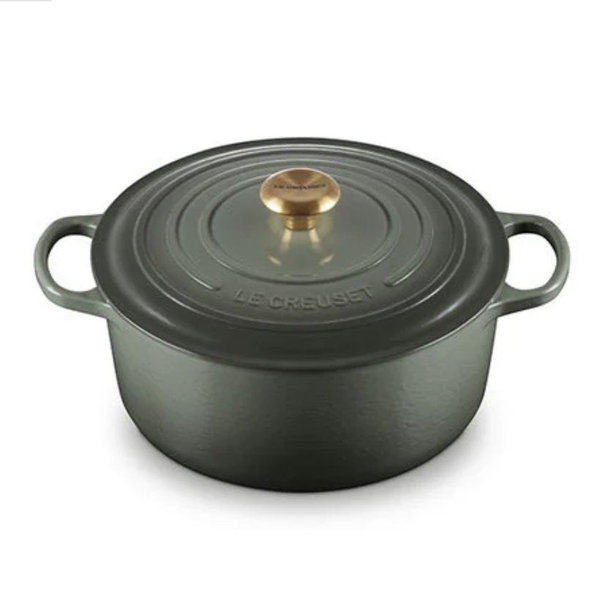 Signature Round Dutch Oven. Color: Sea Salt or Thyme
