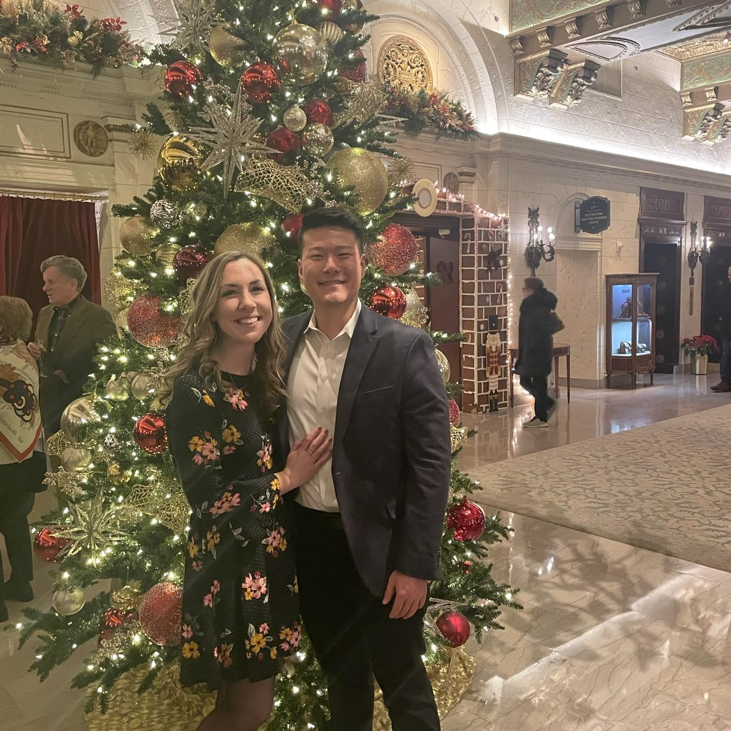 A magical downtown Christmas Eve eve date! 🎄