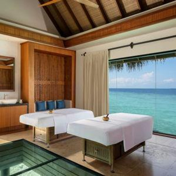 Luxury 60-Minute Couples Massage
