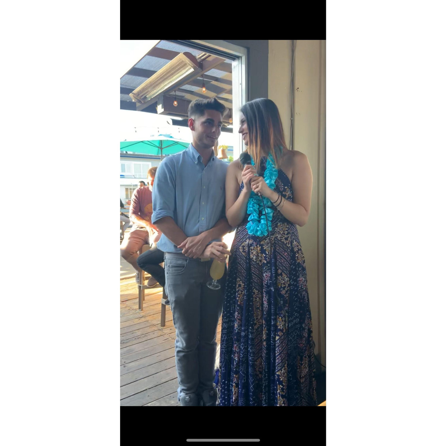 The going away party feels a lot like a wedding and Shannon and Jason welcome everyone.