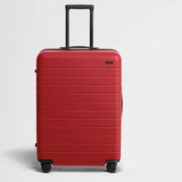 The Medium Flex in Cherry Red