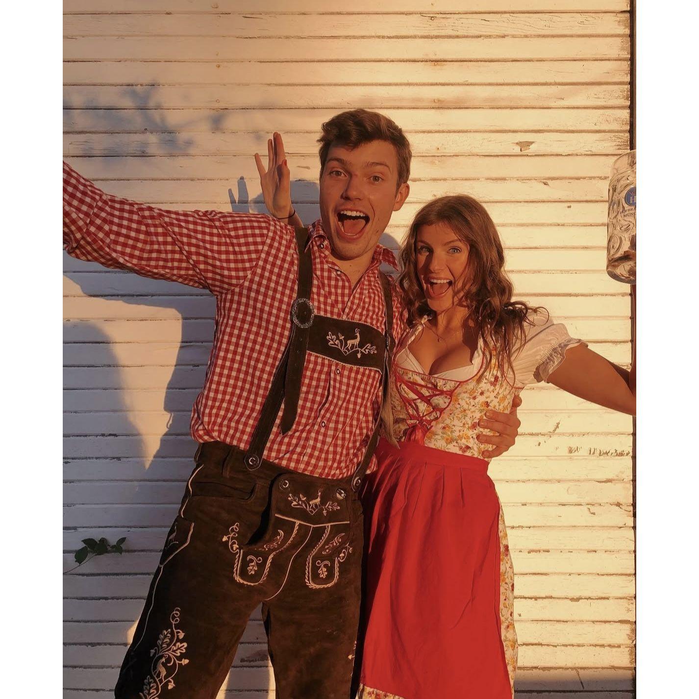 Halloween 2020 - German Boy & Girl