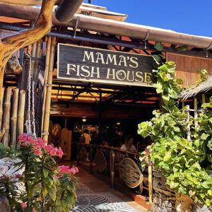 Honeymoon Dinner at Mama's Fish House | Maui, HI