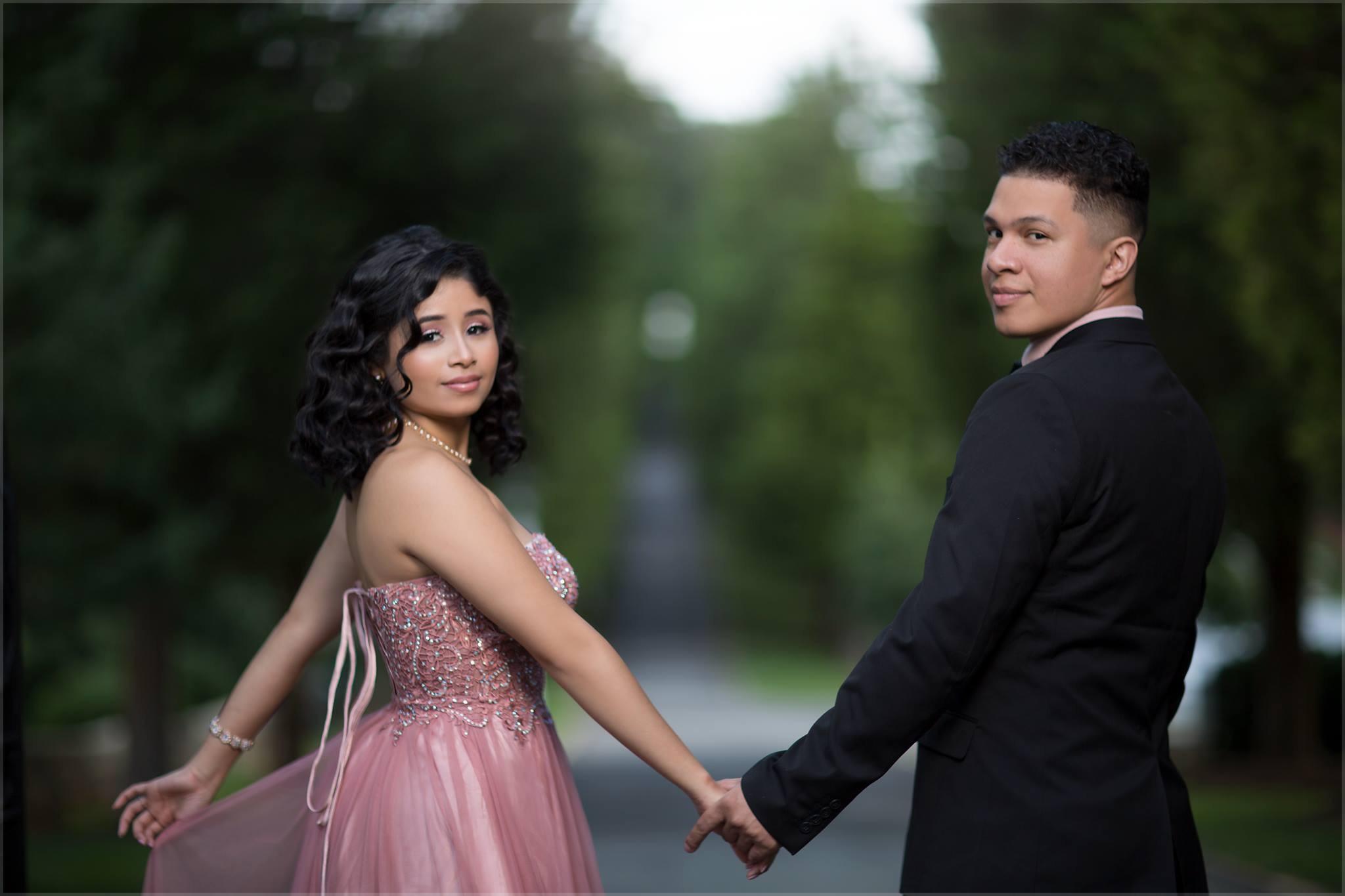 The Wedding Website of Jennifer Mejia and Javier Medina
