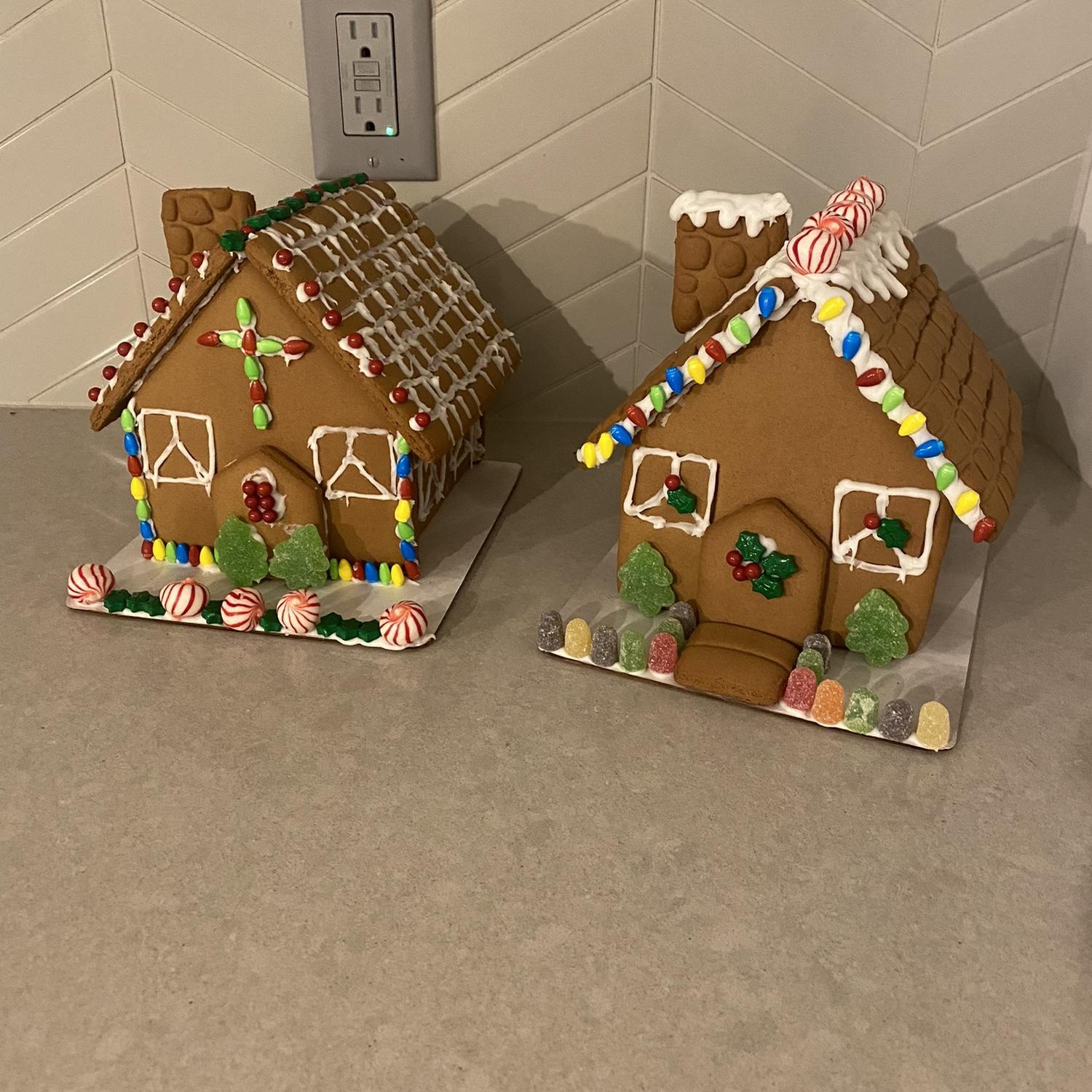 Left or right? Our first gingerbread houses