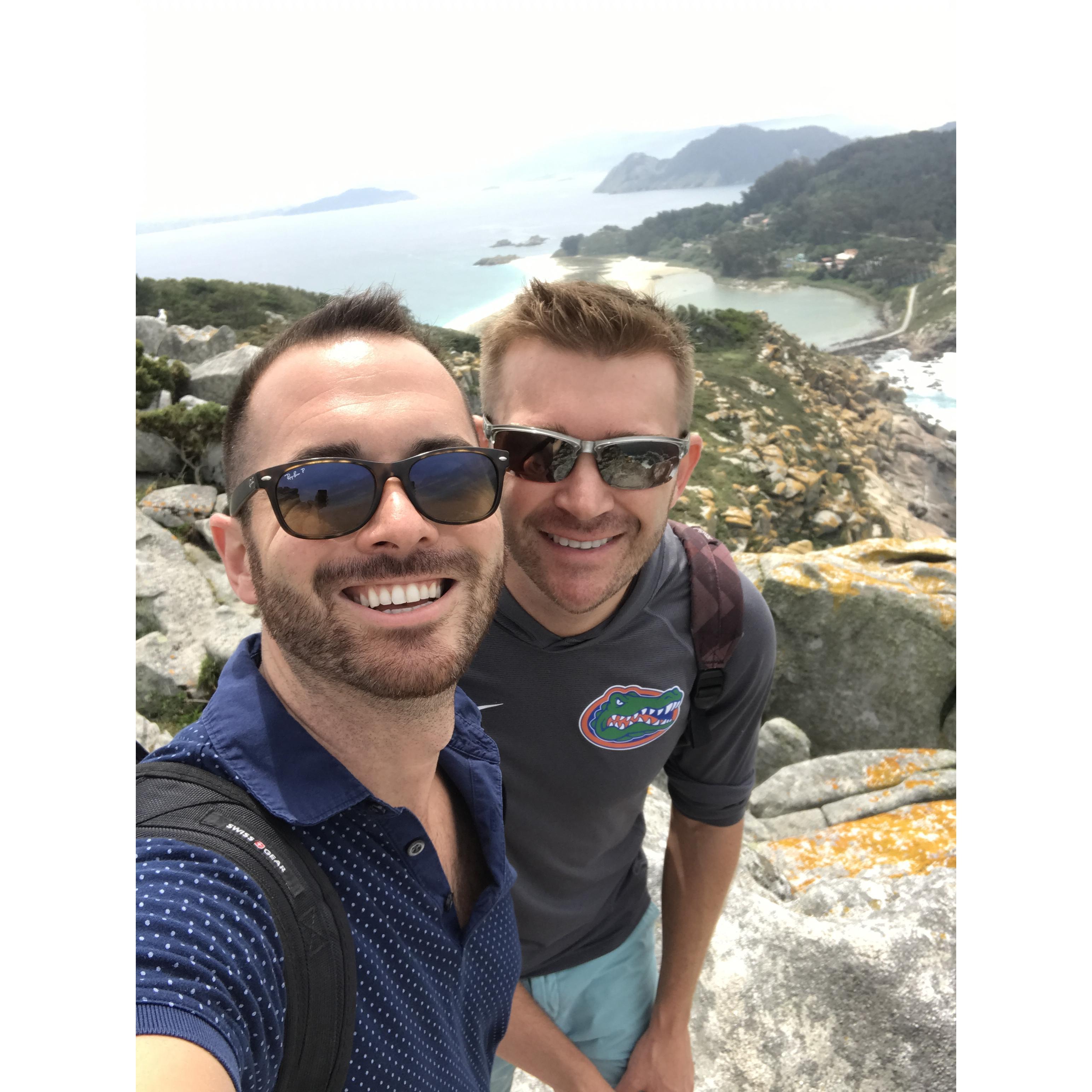 Hiking the Ceis’s Islands in Spain