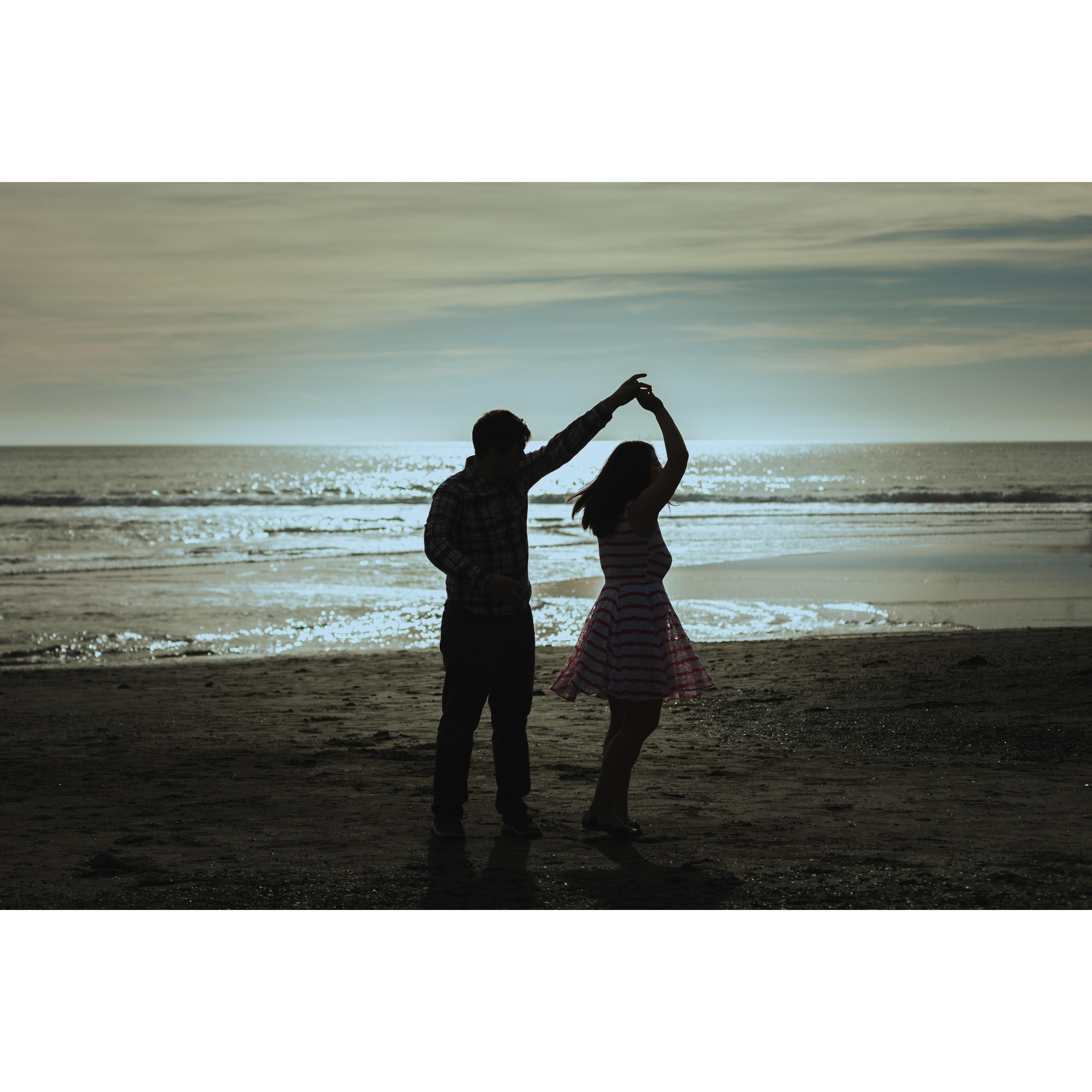 Part II - Stinson Beach 🏖️ California

(It was so pleasant to enjoy a dance by the beach. 💃🏻🕺🏼)