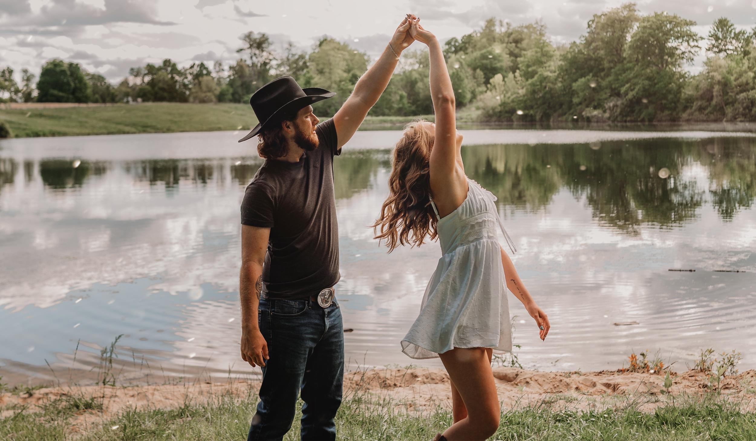 The Wedding Website of Lauren Haag and Ian Thompson