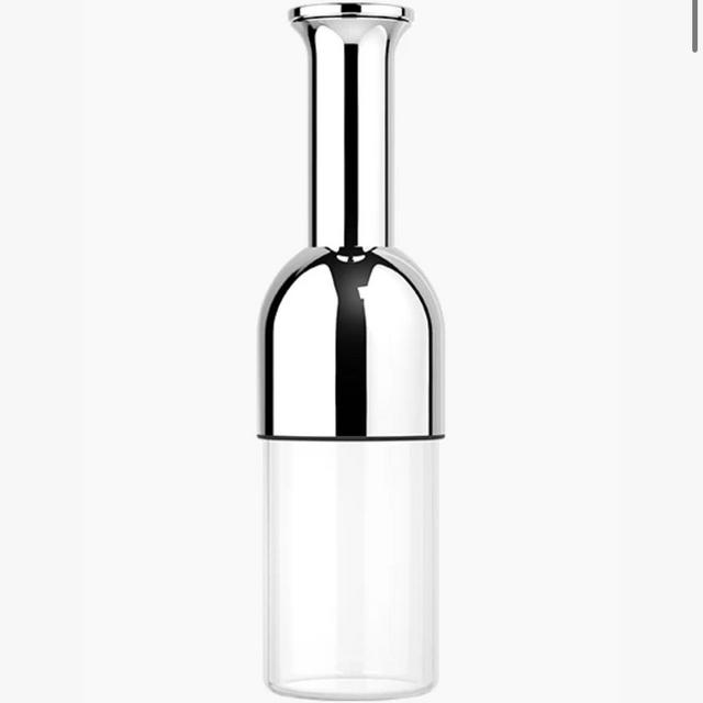 eto wine decanter in Stainless: mirror finish