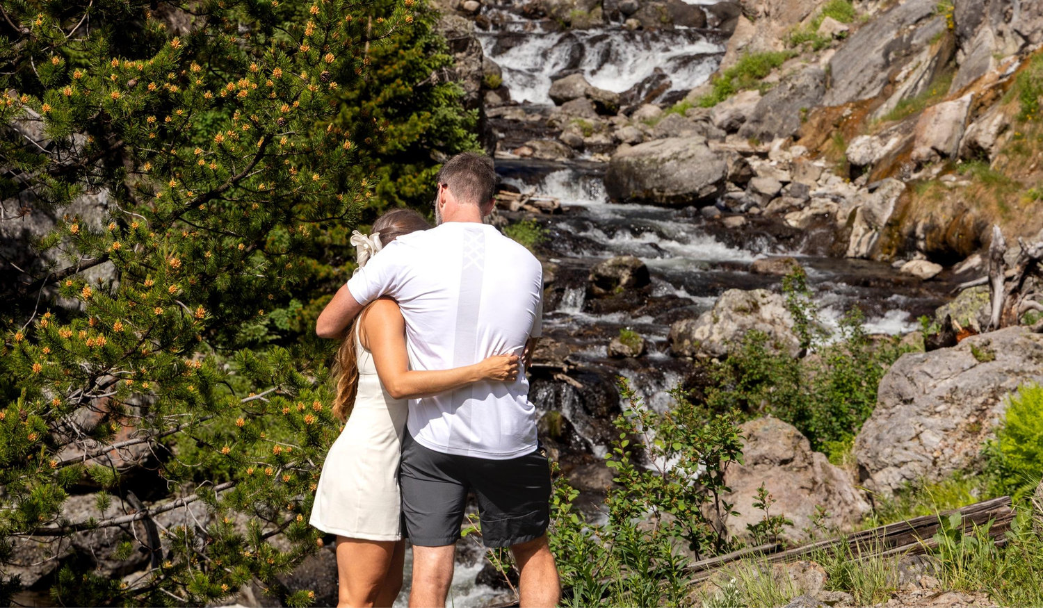 The Wedding Website of Deborah Andrea Zapata and Kyle Alan Leonhard