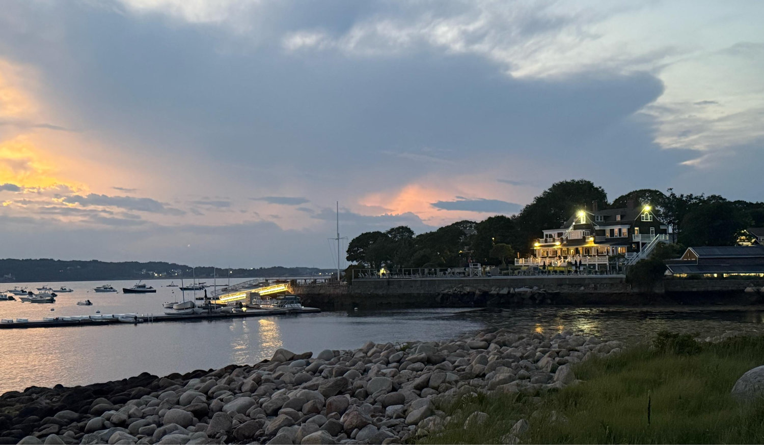 The Wedding Website of Rae Sanchez and Benson Hager