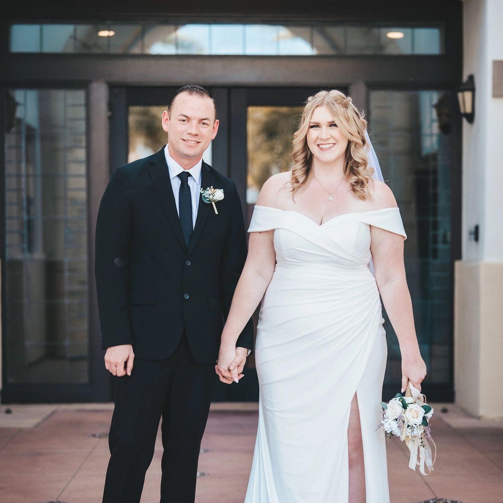 Alyssa McKay and Stewart McKay's Wedding Website(02)
