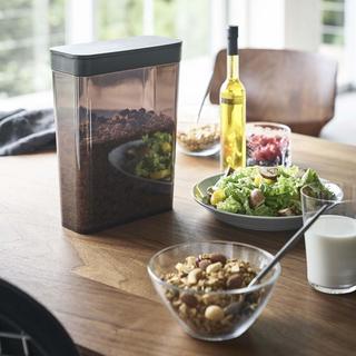 Tower Dried Food Container