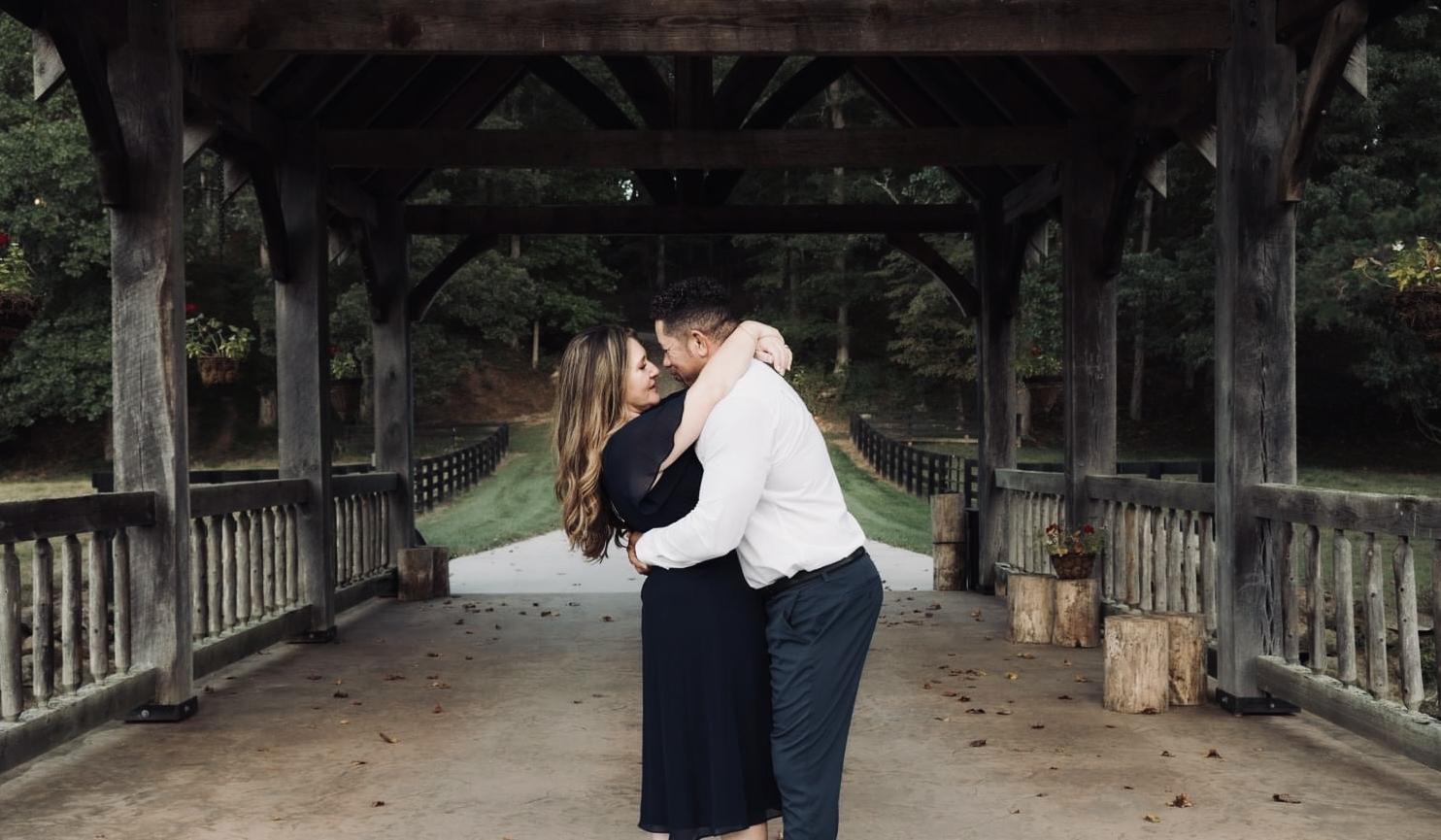 The Wedding Website of Amanda Segraves and Travis Bailey