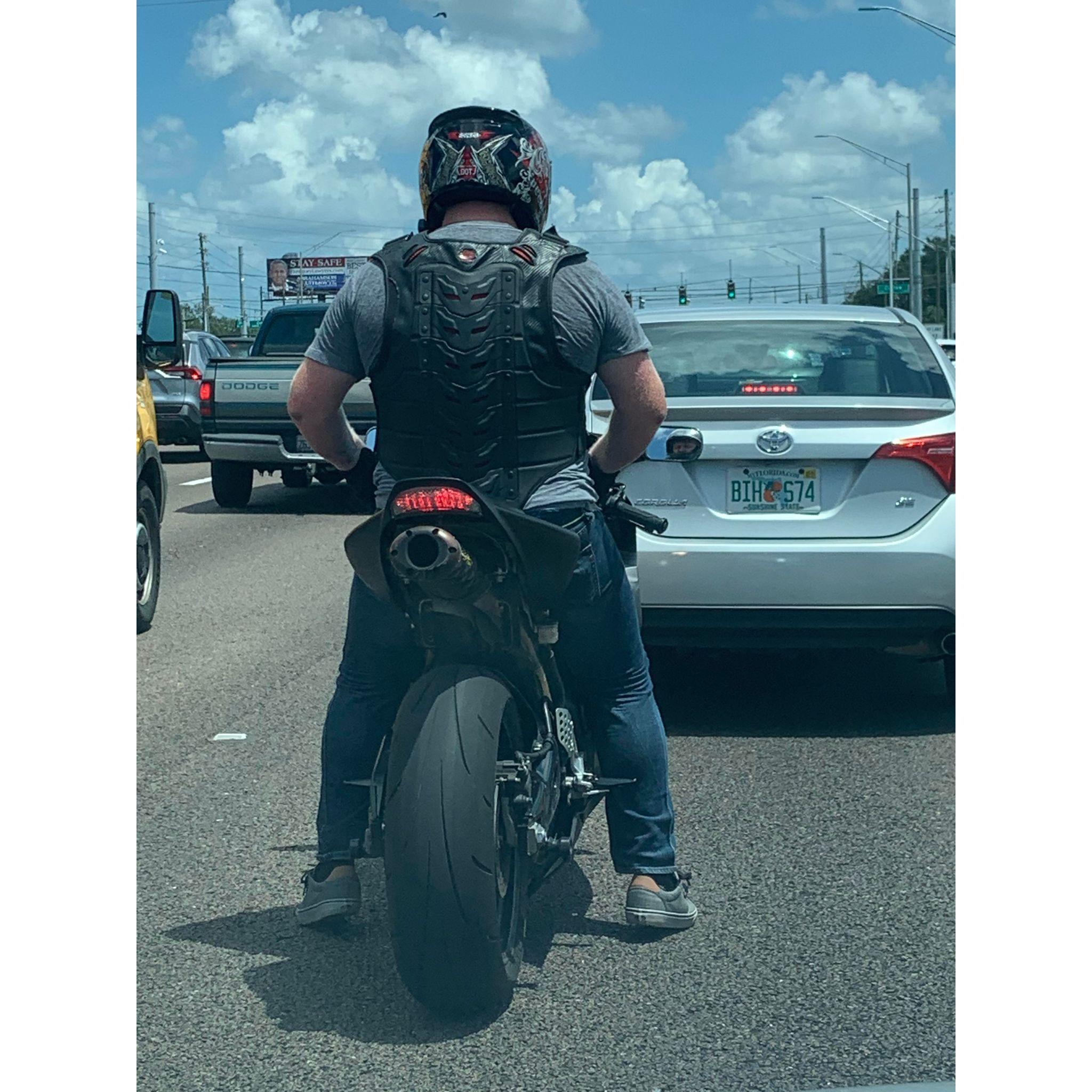 I love when I see my person doing a hobby that he loves as I do.