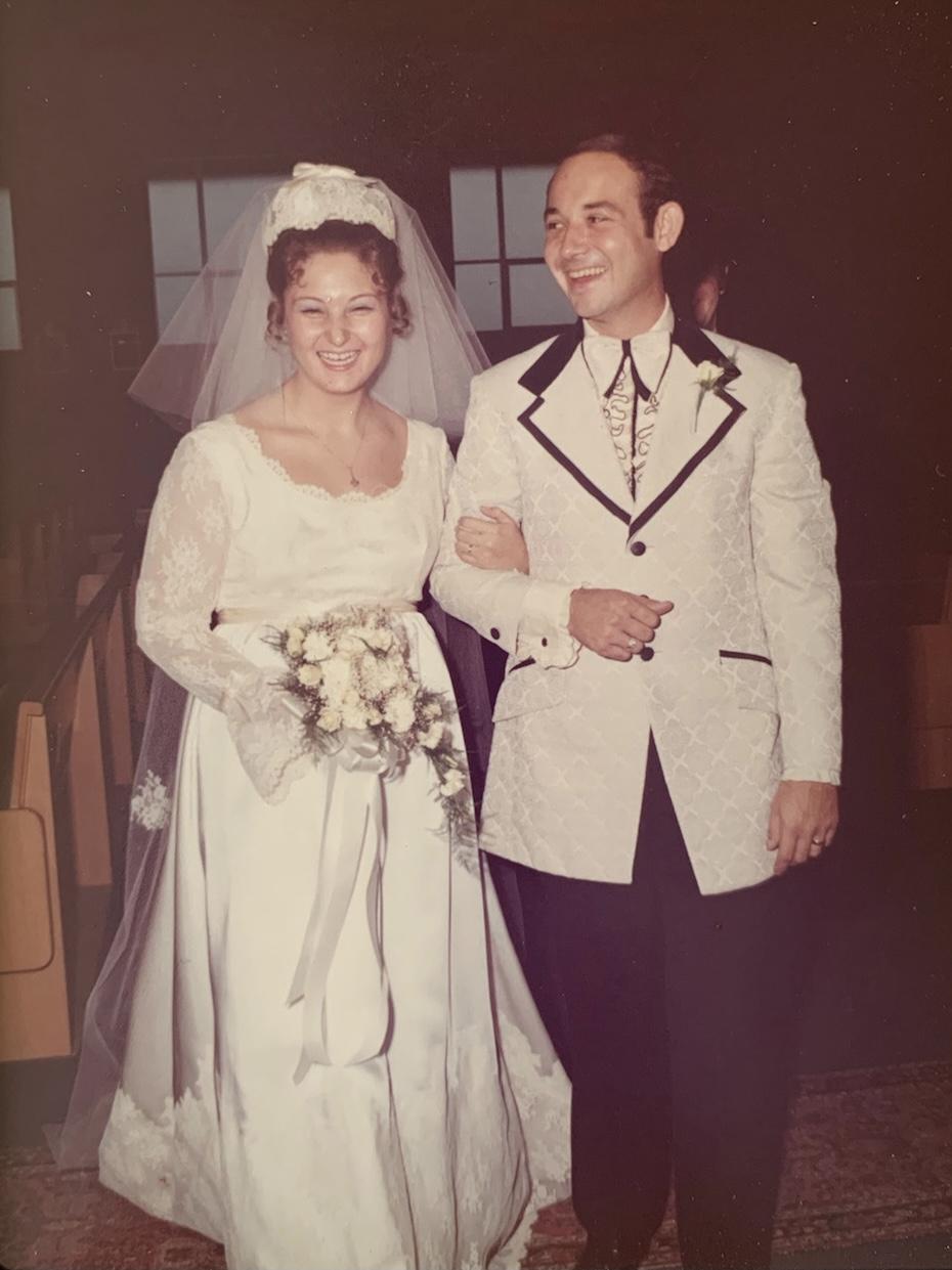 The Wedding Website of Mike Bogdanoff and Anne Bogdanoff