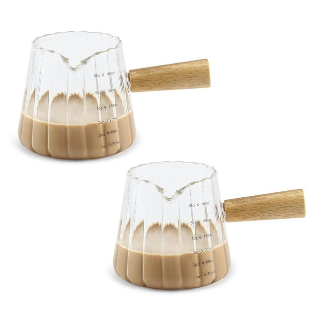Denovin 2Pcs Glass Measuring Cup, 6oz Creamer Pitcher with Wood Handle, Creative Milk Frothing Pitcher Creamer Shot Glass (2-Transparent)
